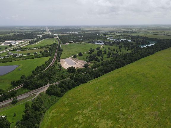 3rd image of 18 Highway 90