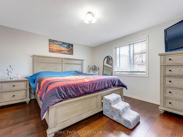 183 Bush Clover Cres — Photo 24