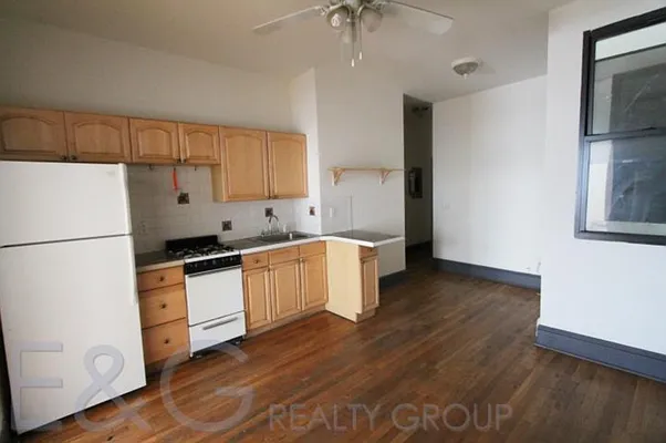 Rented by AD Real Estate Investors | media 47