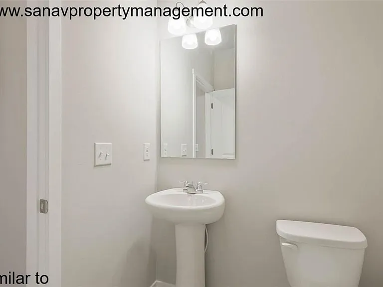 2416 SW Plaza Pkwy — Photo 10