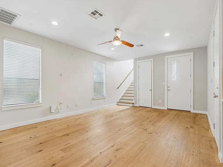 3108 Corbin Ln — Photo 3