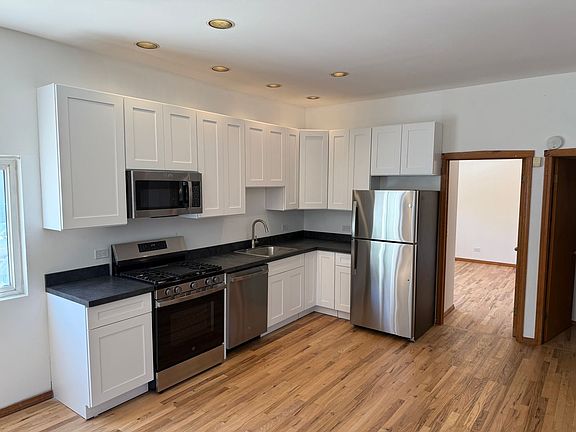 4th image of 1620 S Union Ave Floor 1