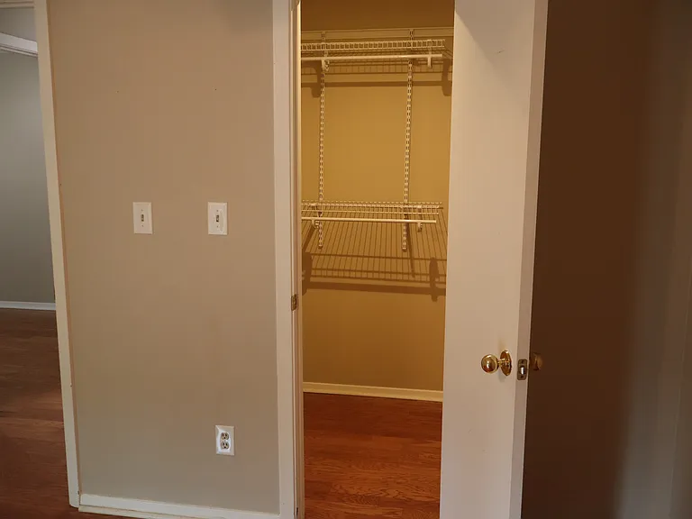4207 Canyon Point Cir — Photo 44