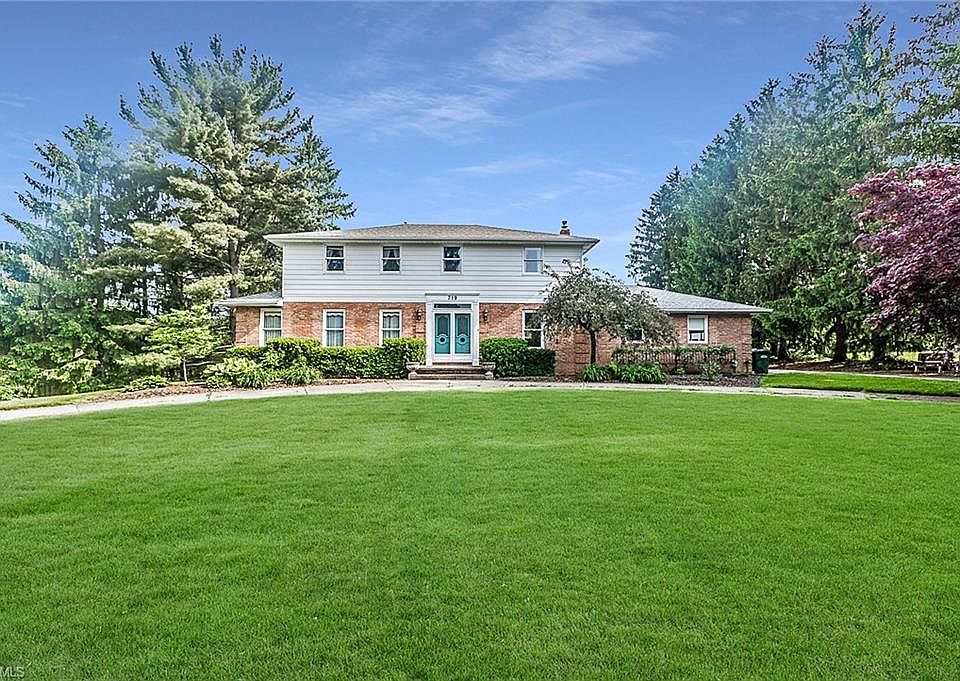 1st image of 719 Woodbrook Dr