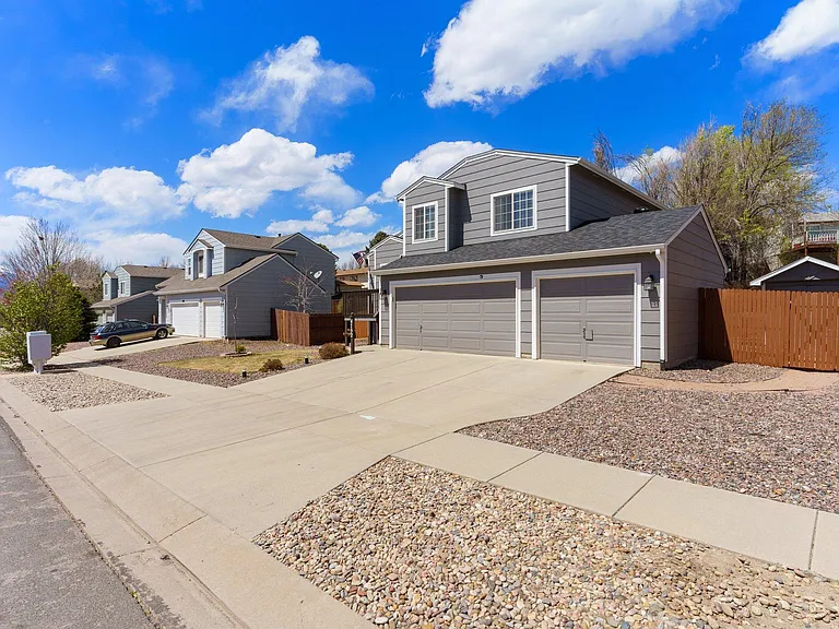4752 Canyon Wren Ln — Photo 3