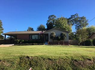 102 Clark Ave, Hattiesburg, MS 39402
