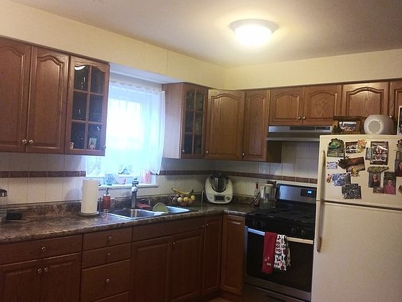 5th image of 5110 S Laramie Ave