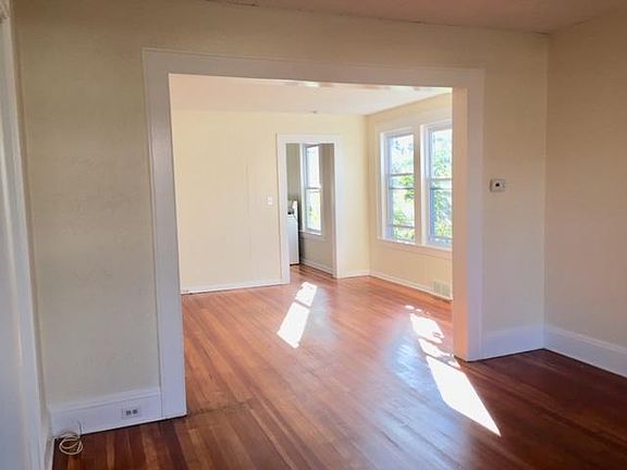3rd image of 401 Courtland Ave