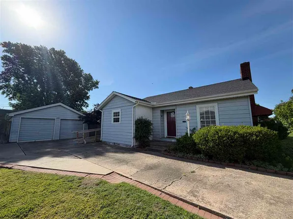 405 N 13th St, Ponca City, OK 74601