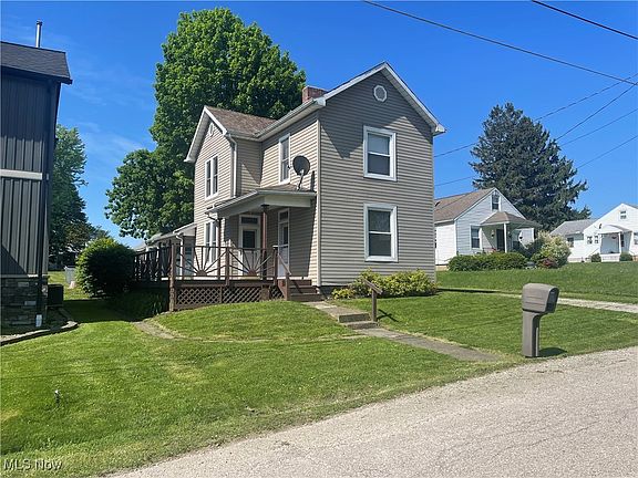 2nd image of 80 N Montague Ave