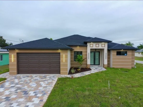 3716 13th ST W, LEHIGH ACRES, FL 33971