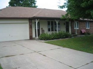 7295 Sundale Dr SE, Grand Rapids, MI 49548
