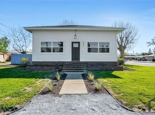 406 Sierra Ave, Clovis, CA 93612