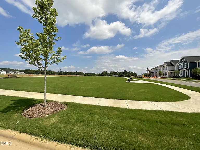 33 Pansy Park — Photo 19