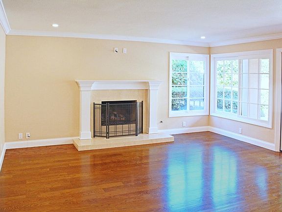 3rd image of 4551 Tam Oshanter Dr