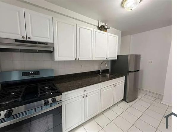 1550 Townsend Ave APT 4B