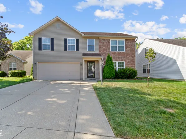 6055 Woodmill Dr, Fishers, IN 46038