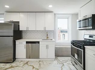 1800 Hoffman St #A4, Philadelphia, PA 19145