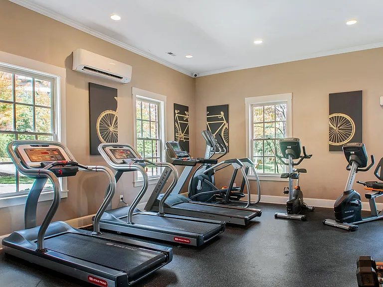 Christopher Wren Apartments and Townhomes — Photo 18