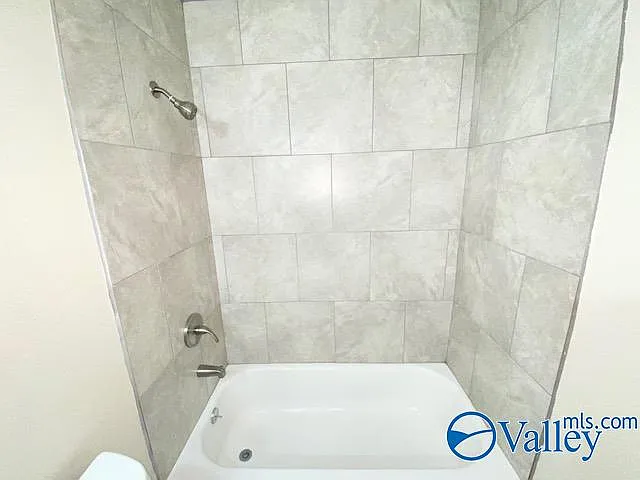 2117 Griffith Dr NW — Photo 16