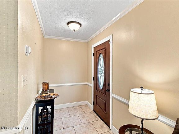 5th image of 345 Valley Vista Dr