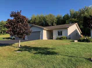 724 Almac Dr, Proctor, MN 55810