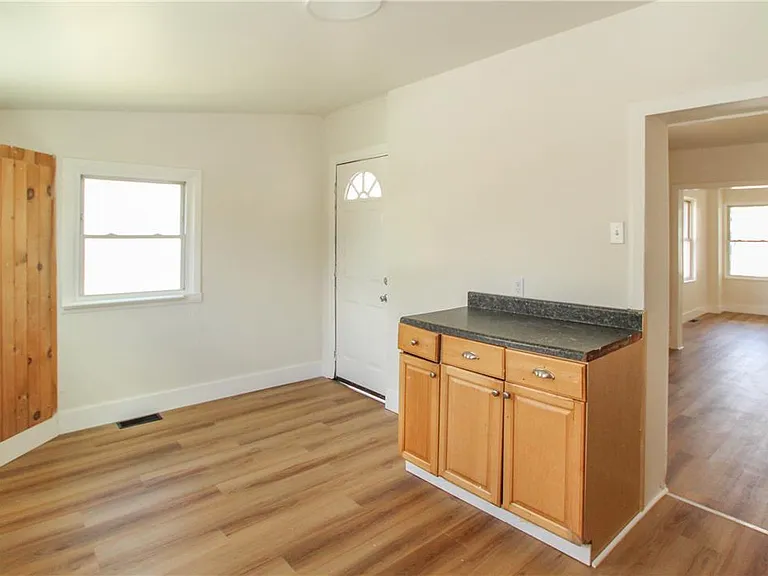 214 Clearfield St — Photo 8
