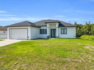 2908 25th St W, Lehigh Acres, FL 33971