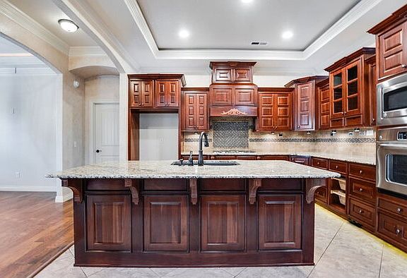 5th image of 2606 Glenn Ridge Rd