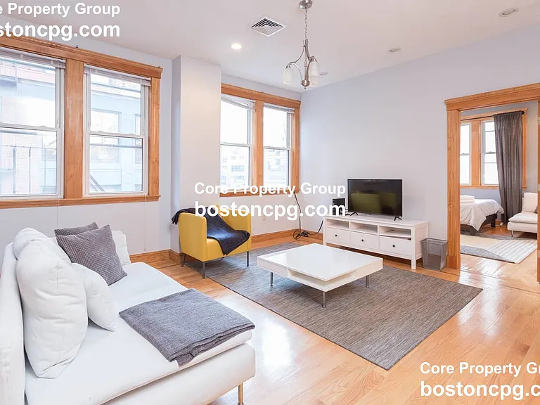 95 N Washington St #3 — Photo 6