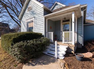 2304 Maple Ave, Leavenworth, KS 66048