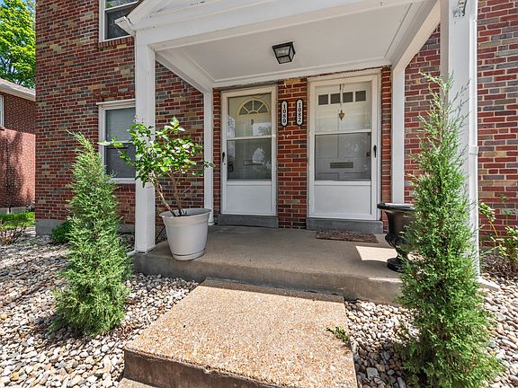 2nd image of 1080 Terrace Dr