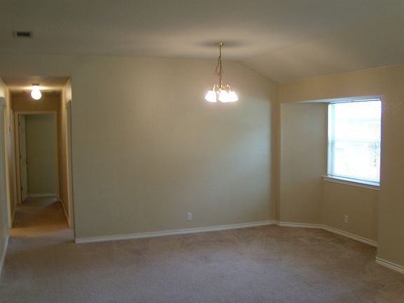 4th image of 13328-B Water Oak Ln