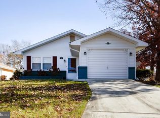 22 Poplar Ave, Hammonton, NJ 08037