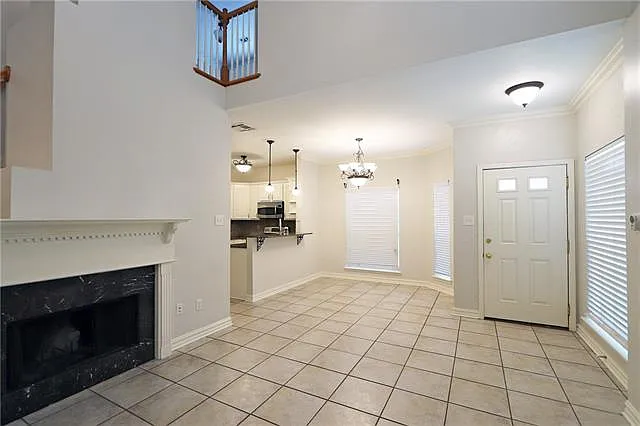 3 bed, 2.0 bath, 1400 sqft, $1,850 — Photo 4
