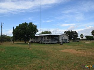 603 Cemetery Rd, Seadrift, TX 77983