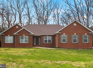 18551 Point Lookout Rd, Park Hall, MD 20667