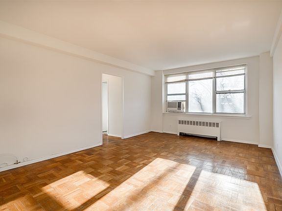 4th image of 1450 Palisade Ave APT 2D