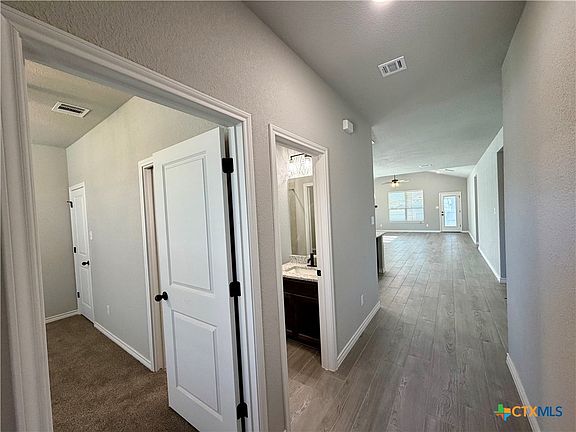 4th image of 2566 Settlers Oak Dr