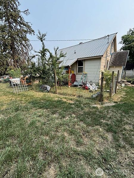 4th image of 54 N Adams Street