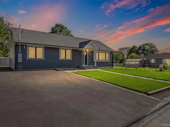 28 E 6th Street, Patchogue, NY 11772