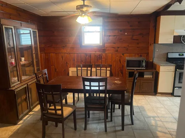 516 Liberty Avenue image 3 of 10