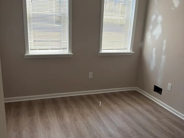 1631 S Lecount St — Photo 14