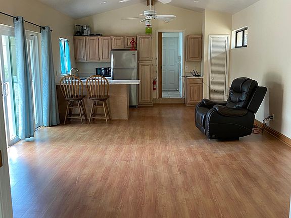 3rd image of 7601 Thunderhead St #B