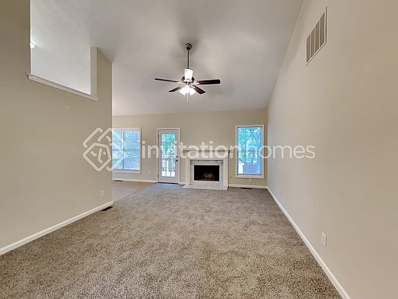 4th image of 1077 Cedar Oak Ct