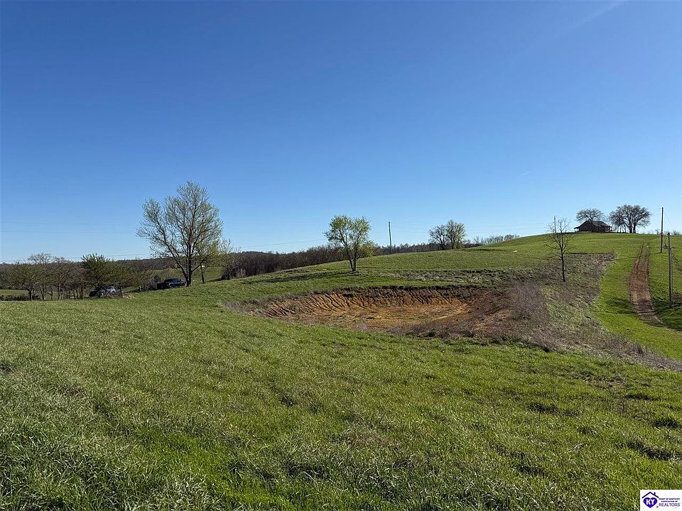 2nd image of 4 Willie Nell Rd