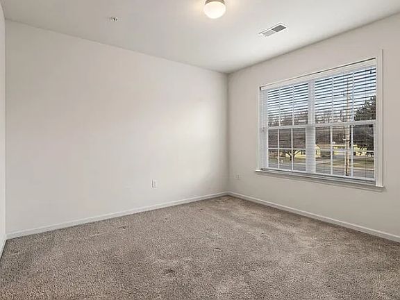 5th image of 3412 Lincoln Hwy E APT 203