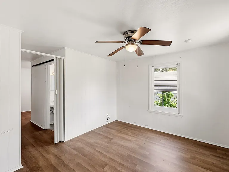 601 Kay St — Photo 8