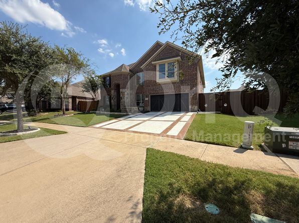 1165 Clearwater Dr