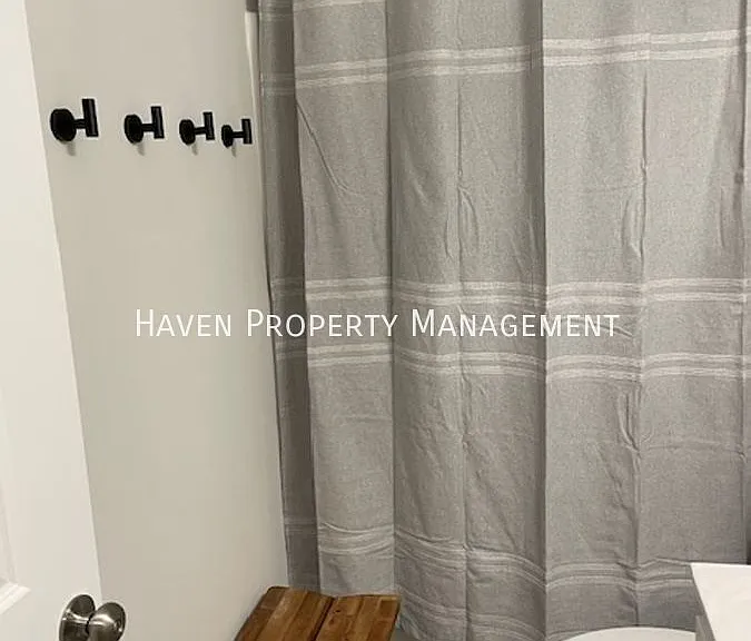 2501 Laurel Valley Way — Photo 33